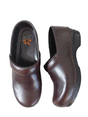 Dansko Women's Brown Leather Clogs Size 8 Comfort Shoes